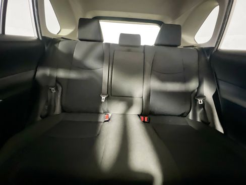 Used 2020 Toyota RAV4 LE image 32