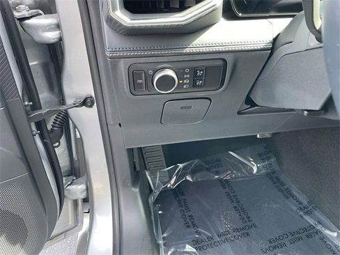 Used 2025 Ford Mustang GT Premium image 16