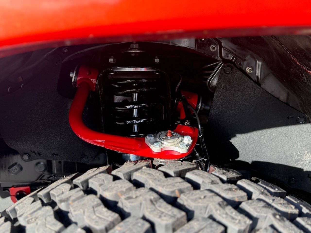 Used 2015 Toyota Tacoma TRD Pro w/ Off Road Towing Package AWD/4WD image 96