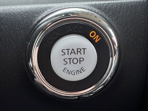 Used 2024 INFINITI QX80 Premium Select w/ Cargo Package image 21