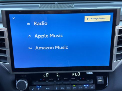 Used 2025 Toyota Tundra Limited image 26