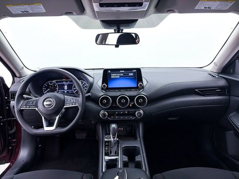 Used 2024 Nissan Sentra SV FWD image 25