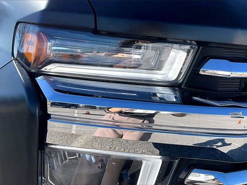 Used 2023 Chevrolet Silverado 3500 High Country w/ Z71 Off-Road Package image 32