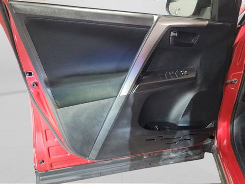 Used 2017 Toyota RAV4 LE w/ All Weather Liner Package image 15