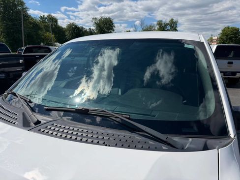 Used 2011 Ford F150 XL w/ HD Payload Pkg AWD/4WD image 47