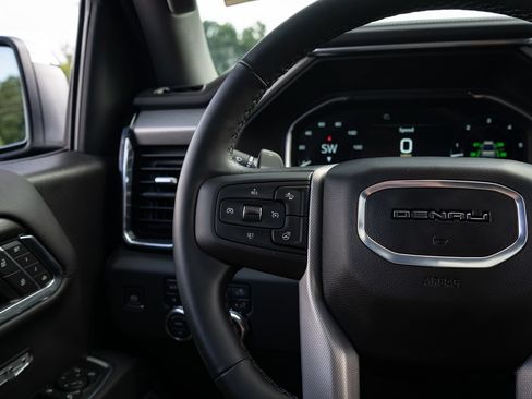 Used 2025 GMC Sierra 1500 Denali w/ Denali Reserve Package AWD/4WD image 54