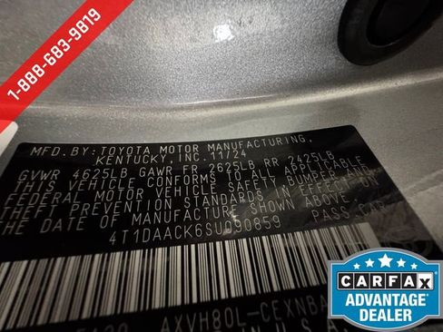 Used 2025 Toyota Camry LE FWD image 27