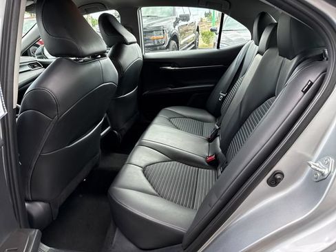 Used 2024 Toyota Camry SE FWD image 22