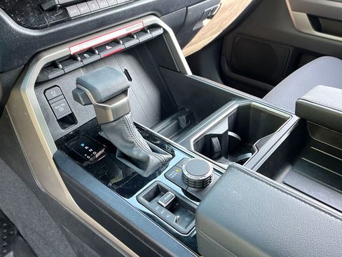 New 2025 Toyota Tundra SR5 w/ SR5 Convenience Package image 20