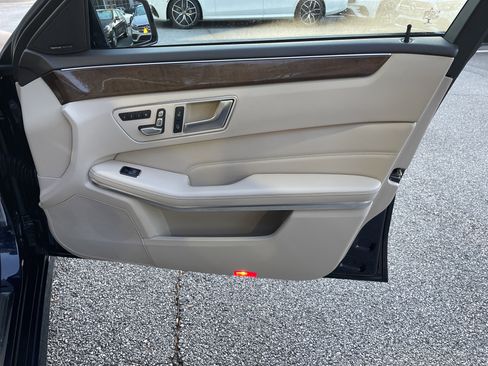 Used 2014 Mercedes-Benz E 350 Sedan image 47