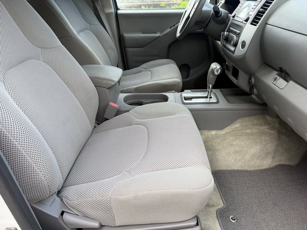 Used 2018 Nissan Frontier SV AWD/4WD image 35
