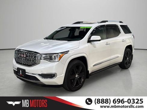 Used 2017 GMC Acadia Denali w/ Technology Package AWD/4WD image 1