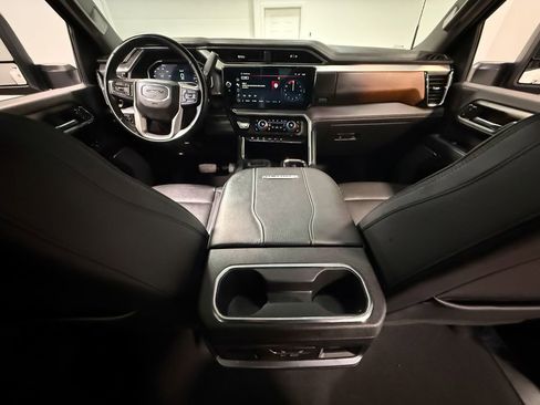 Used 2024 GMC Sierra 3500 Denali w/ Denali Reserve Package image 72