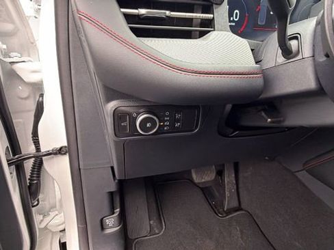 New 2026 Ford Explorer ST w/ Sun And Sound Package image 30