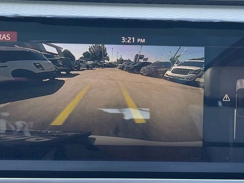 Used 2019 Land Rover Range Rover Velar R-Dynamic SE image 28