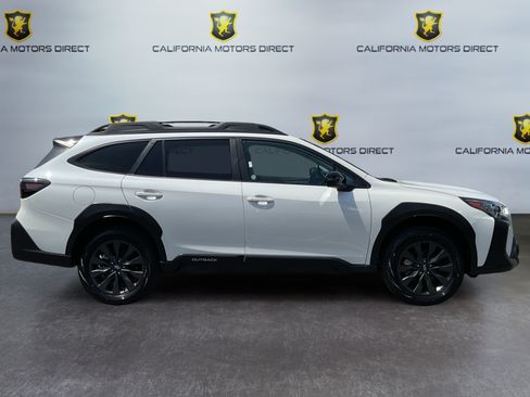 Used 2025 Subaru Outback Onyx Edition AWD/4WD image 4