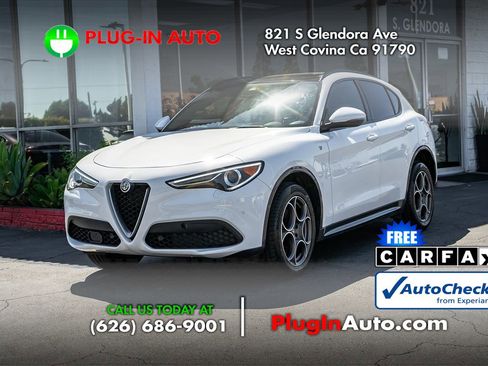 Used 2022 Alfa Romeo Stelvio Ti image 1