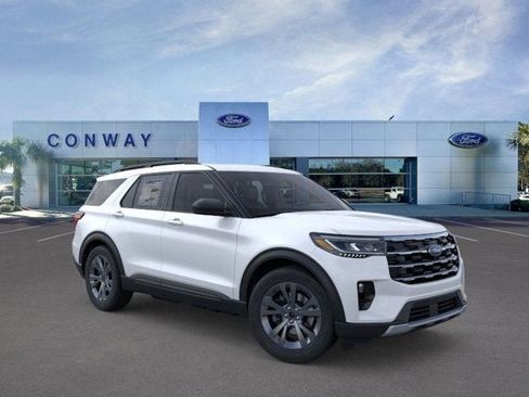 New 2026 Ford Explorer Active w/ Active Comfort Package image 7