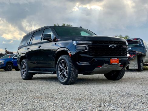 Used 2023 Chevrolet Tahoe Z71 w/ Off-Road Capability Package image 9