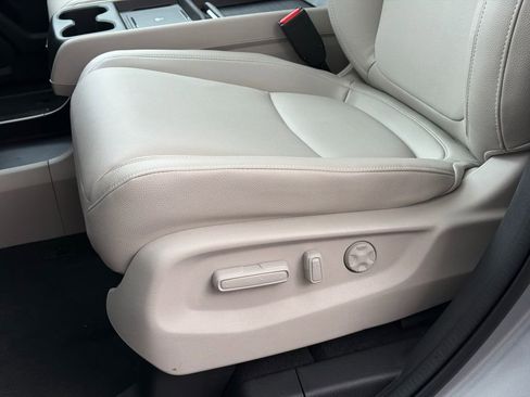New 2026 Honda Odyssey EX-L image 15