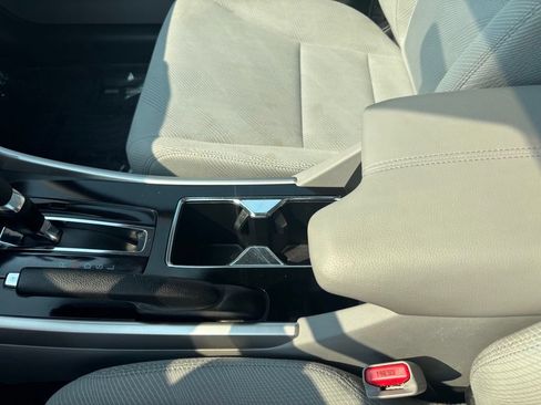 Used 2016 Honda Accord EX image 18