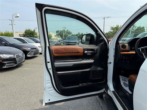 Used 2021 Toyota Tundra 1794 Edition AWD/4WD image 18