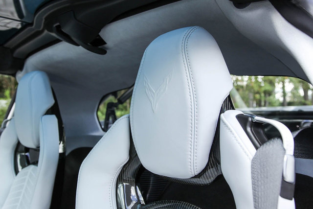 Used 2025 Chevrolet Corvette Stingray Premium Cpe w/ Z51 Performance Package RWD image 41