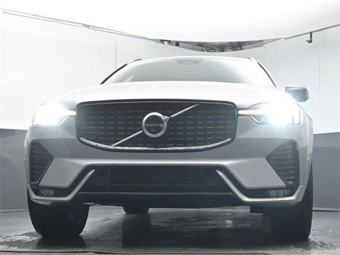Used 2023 Volvo XC60 B5 Ultimate w/ Protection Package Premier FWD image 34