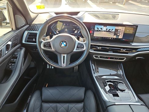 Used 2024 BMW X5 M60i AWD/4WD image 14