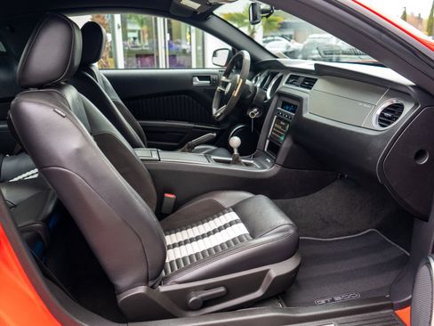 Used 2012 Ford Mustang Shelby GT500 w/ SVT Performance Pkg image 34