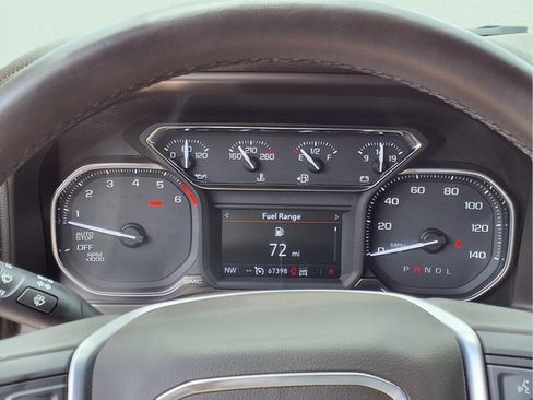 Used 2019 GMC Sierra 1500 SLT w/ SLT Premium Package AWD/4WD image 16