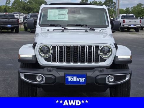 New 2025 Jeep Wrangler Sahara image 4