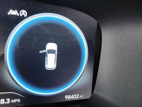 Used 2022 Hyundai Santa Fe Limited image 32