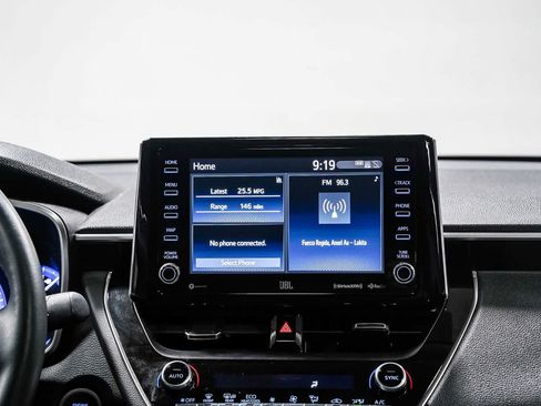 Certified 2022 Toyota Corolla Cross XLE w/ Convenience Package AWD/4WD image 15