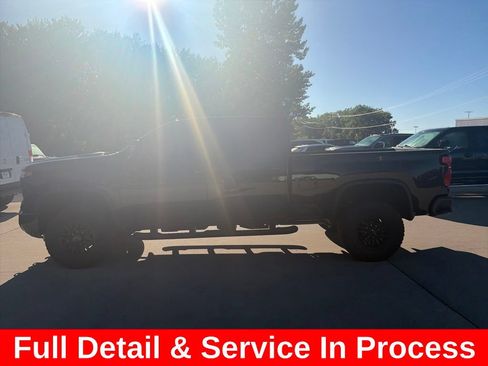 Used 2025 Chevrolet Silverado 2500 ZR2 w/ Technology Package AWD/4WD image 3