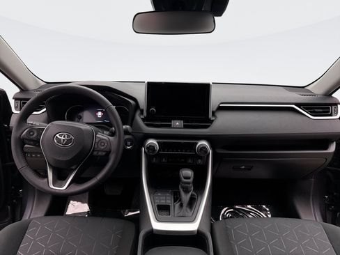 Used 2025 Toyota RAV4 XLE w/ Convenience Package AWD/4WD image 14