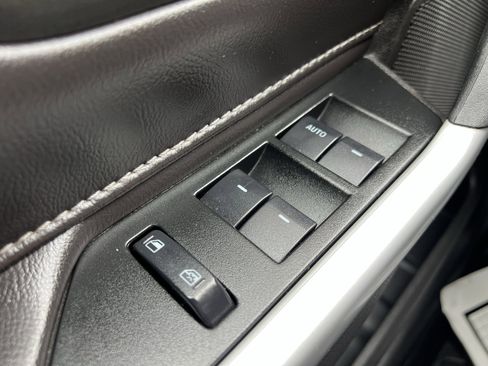 Used 2014 Ford Edge Sport w/ Driver Entry Package FWD image 29