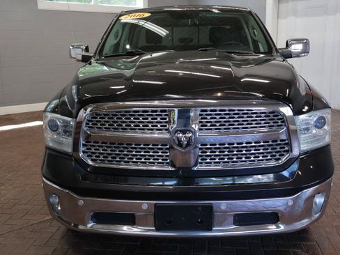 Used 2016 RAM 1500 Laramie w/ Convenience Group AWD/4WD image 3