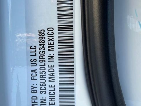 Used 2024 RAM 2500 Big Horn image 32