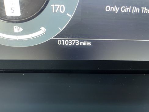 Certified 2025 Land Rover Range Rover Evoque Dynamic SE AWD/4WD image 25