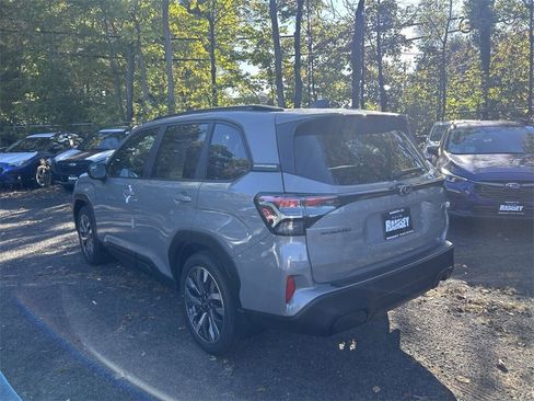 New 2025 Subaru Forester Touring image 6