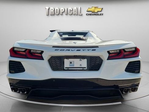 Used 2025 Chevrolet Corvette Stingray Convertible w/ 1LT RWD image 4