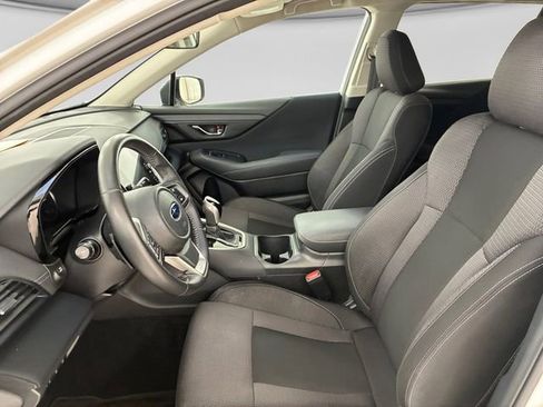 Used 2023 Subaru Outback Premium AWD/4WD image 12
