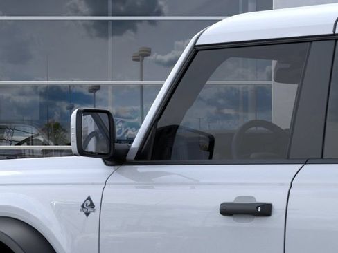 New 2026 Ford Bronco Outer Banks w/ Sasquatch Package AWD/4WD image 25