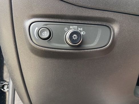 Used 2023 Chevrolet Equinox LS w/ LS Convenience Package image 42