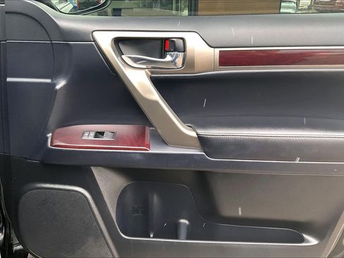 Used 2017 Lexus GX 460 Luxury image 22