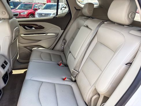 Used 2020 GMC Terrain Denali w/ Denali Premium Package FWD image 17