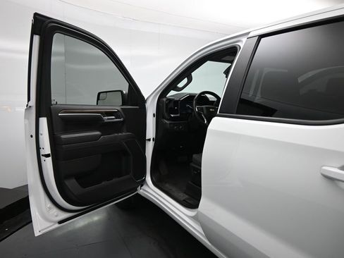 Used 2023 Chevrolet Silverado 1500 LT w/ LPO, Dark Essentials Package AWD/4WD image 9