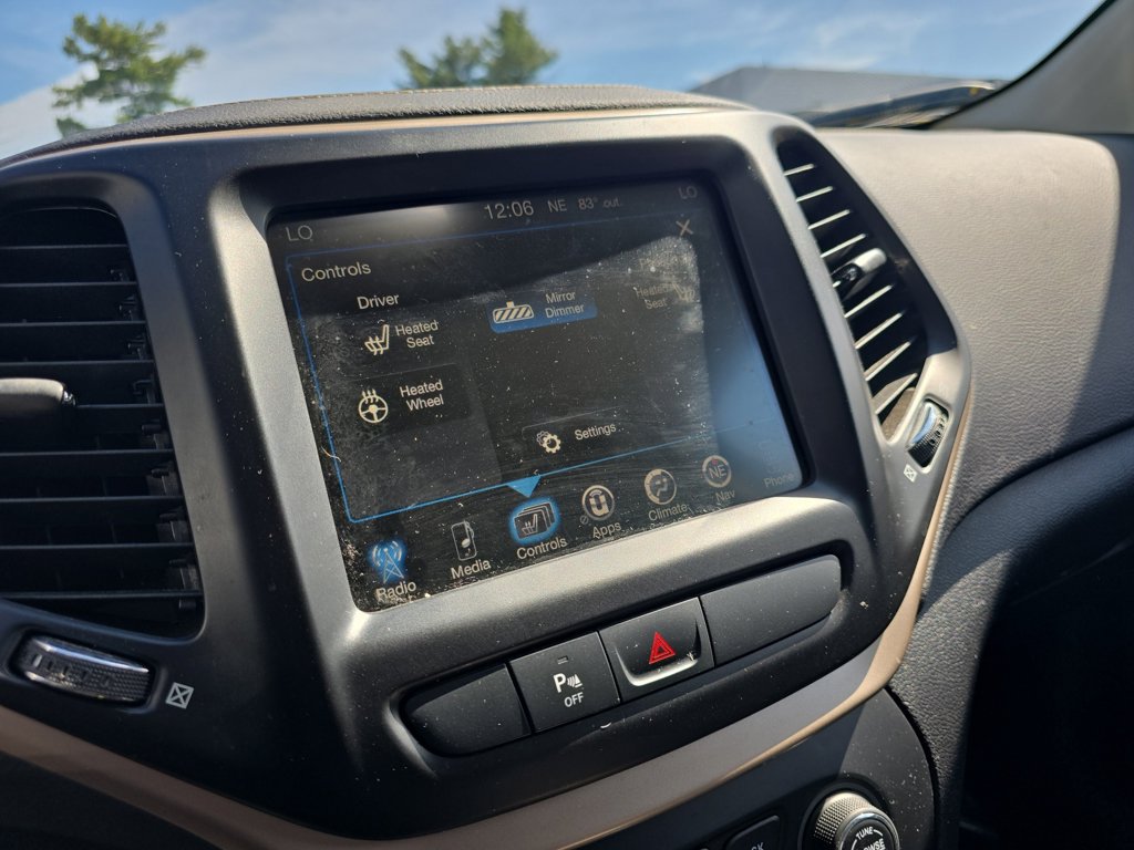 Certified 2018 Jeep Cherokee Limited AWD/4WD image 21