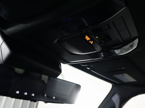 Used 2025 Lexus GX 550 image 38